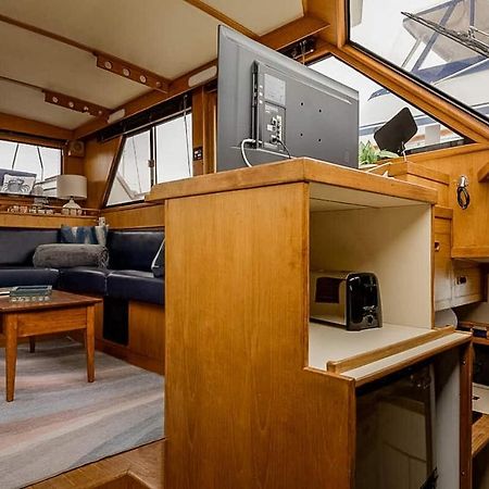 2Br Spacious & Comfy 43' Yacht - Heat & Ac - On The Freedom Trail - Best Nights Sleep Boston Dış mekan fotoğraf